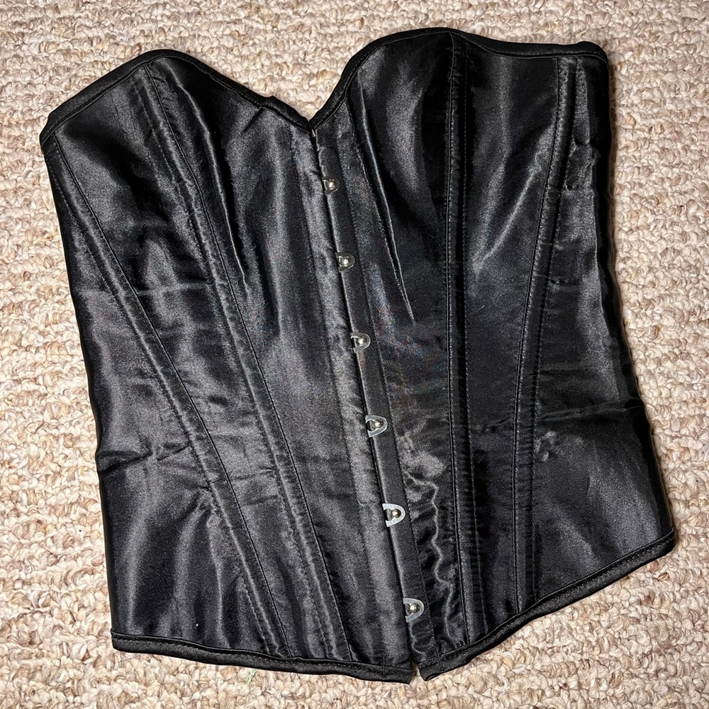 Black satin-esc lace up corset